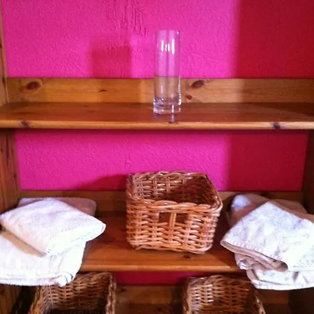 La Maison Aux Pres デュルビュイ